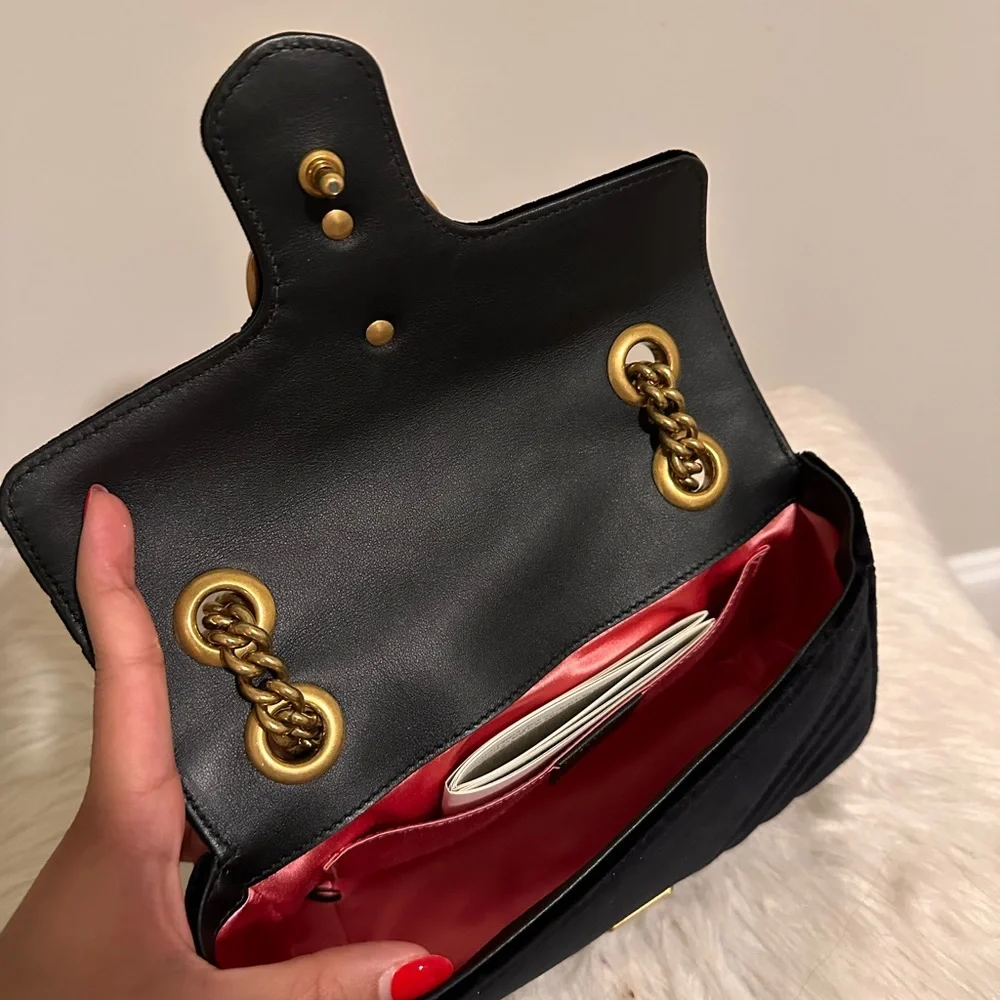 GUCCI Velvet GG Marmont Small Metelasse Shoulder Bag - Picture 7 of 10